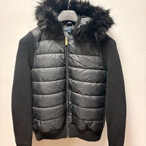 Tommy Hilfiger Black Puffer Jacket with detachable Faux Fur Hood